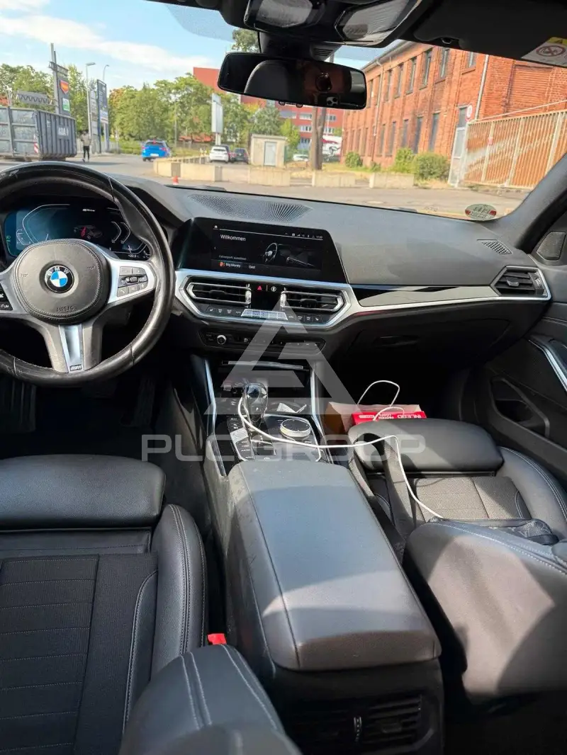 2021 BMW 330