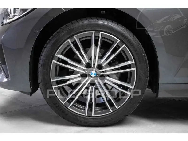 2021 BMW 330