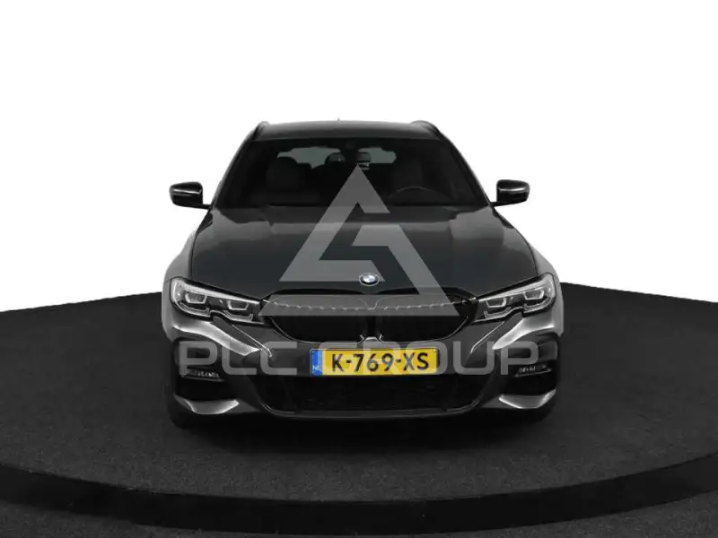2021 BMW 330