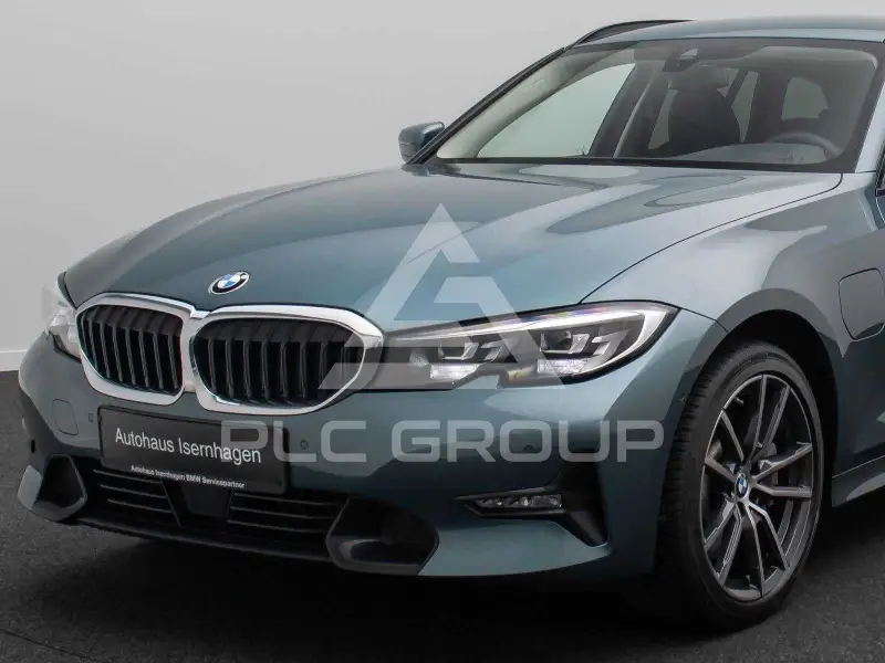 2021 BMW 330