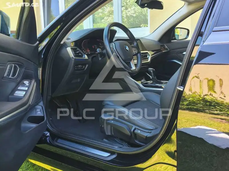 2021 BMW 330