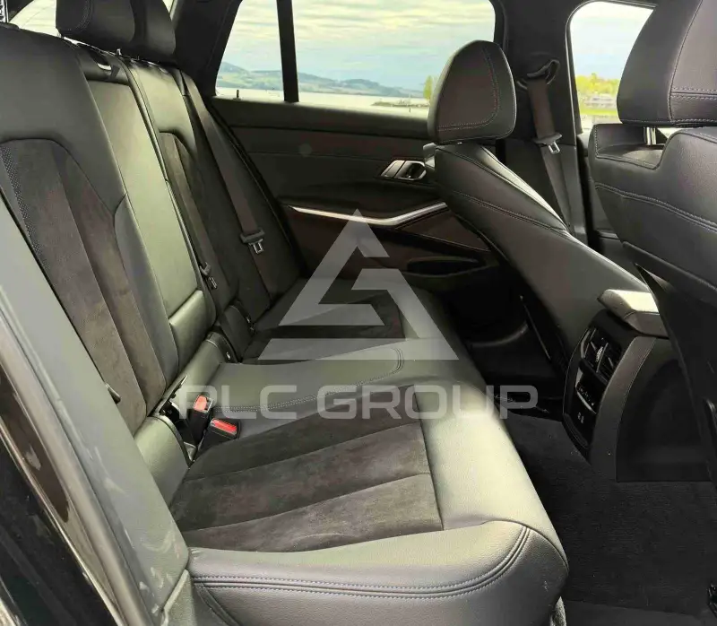 2021 BMW 330