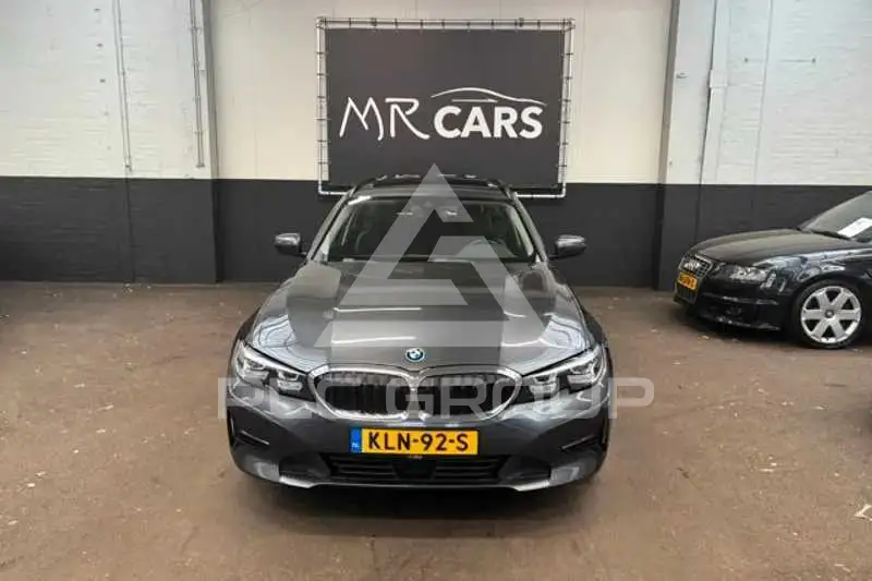 2021 BMW 330