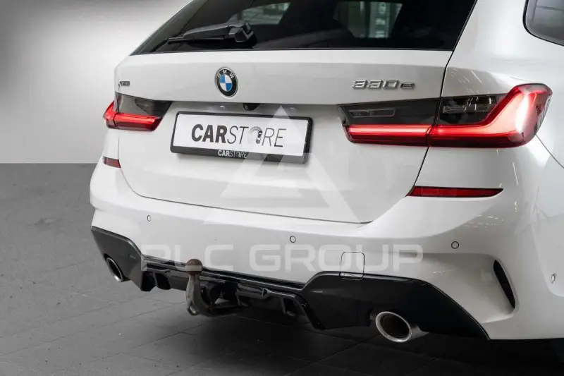 2021 BMW 330