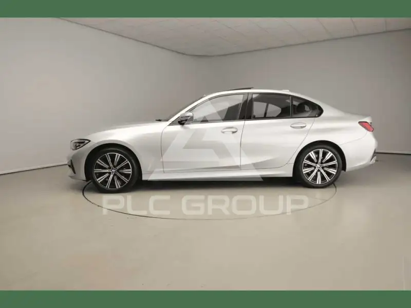 2021 BMW 330