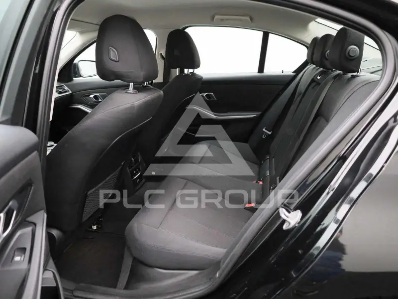 2021 BMW 330