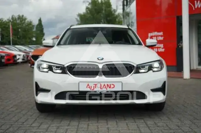 2021 BMW 330