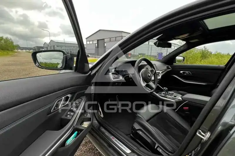 2021 BMW 330