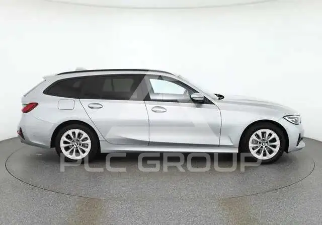 2021 BMW 330
