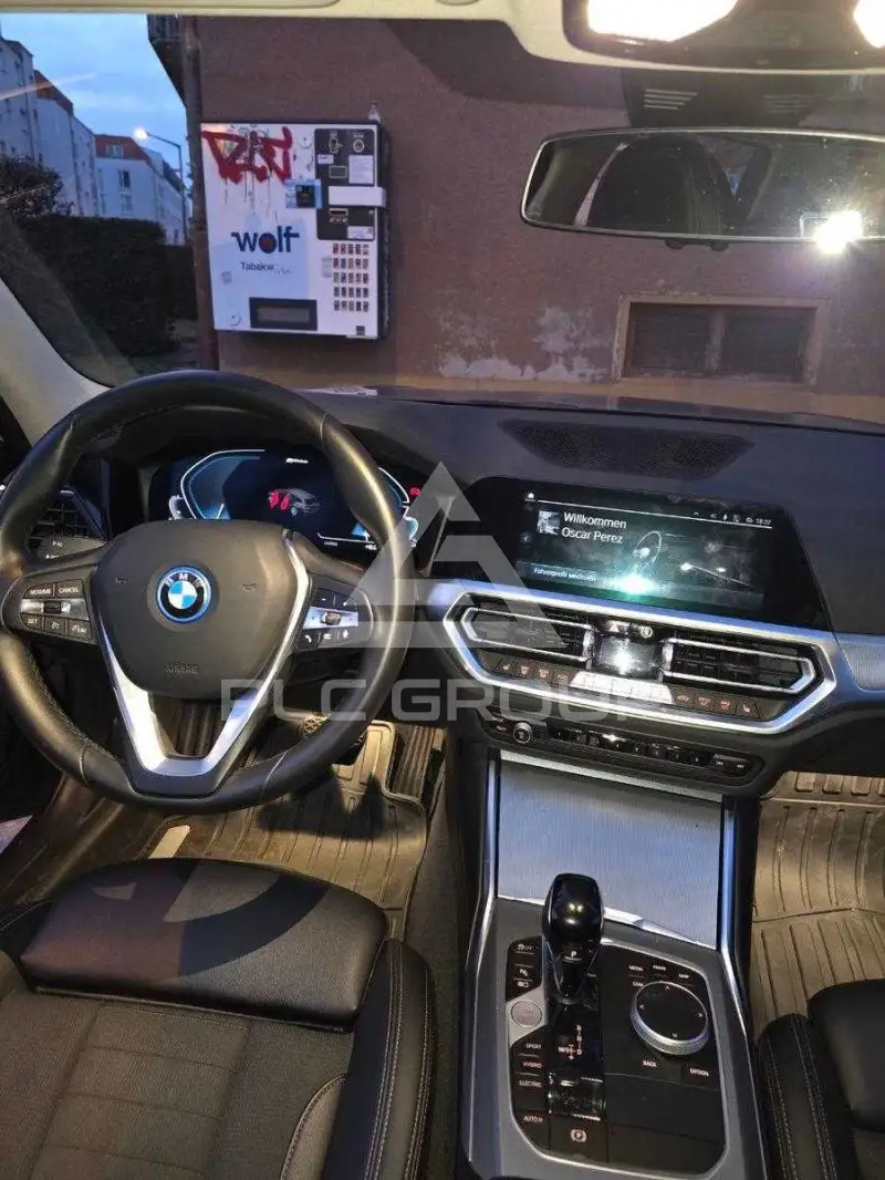 2021 BMW 330