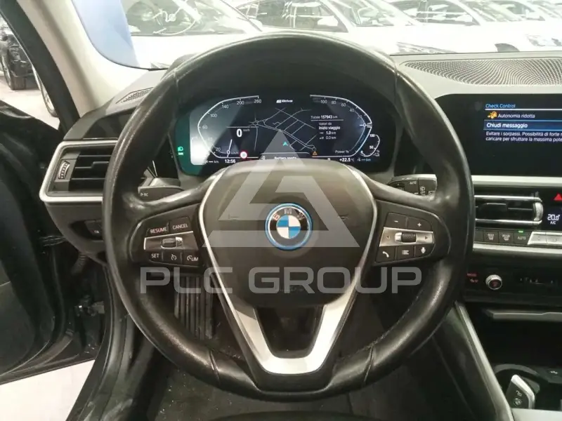 2021 BMW 330