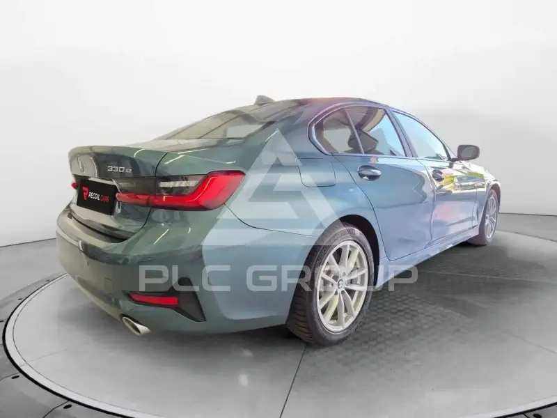 2021 BMW 330
