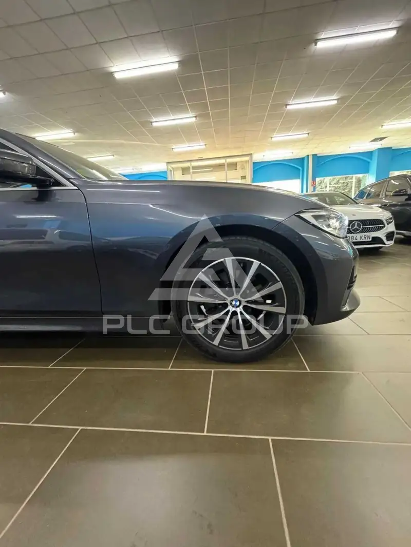 2021 BMW 330