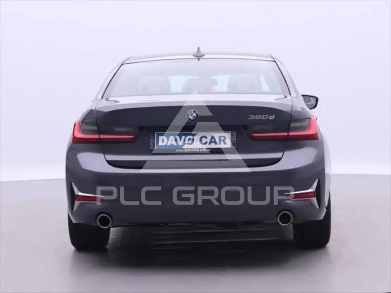 2021 BMW 330