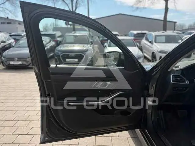 2021 BMW 330