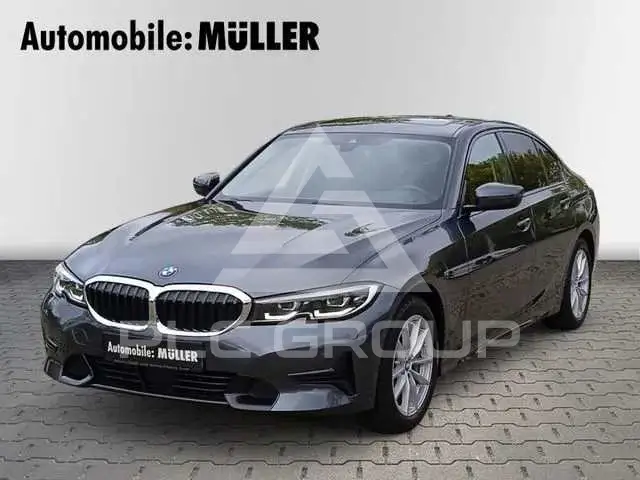 2021 BMW 330