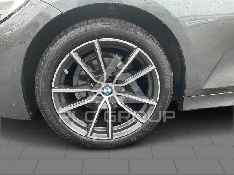 2021 BMW 330