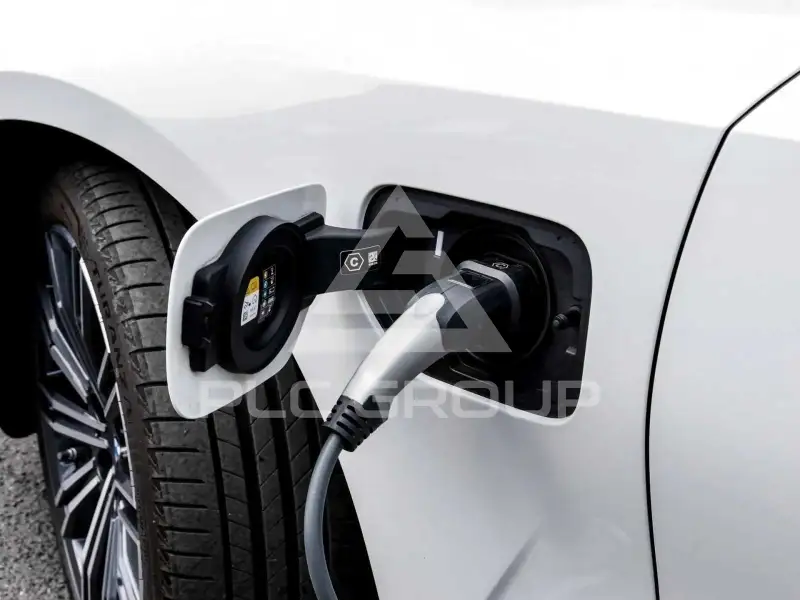 2021 BMW 330