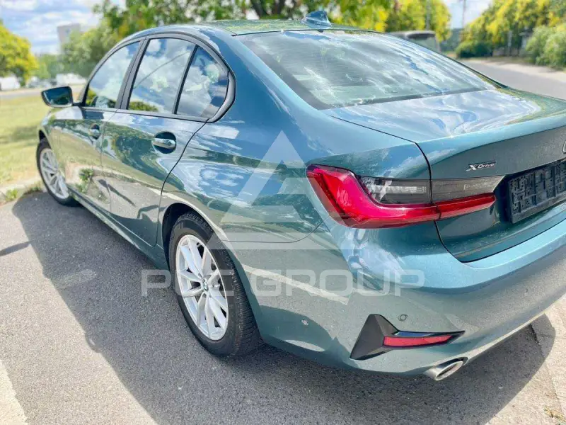 2021 BMW 330