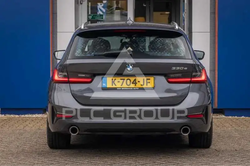2021 BMW 330
