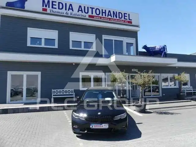 2021 BMW 330