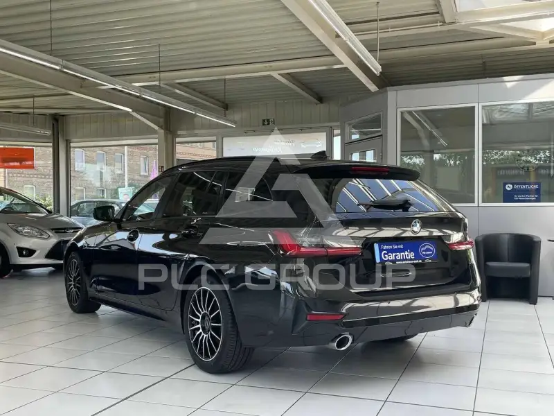 2021 BMW 330