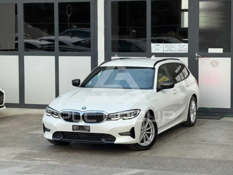 2021 BMW 330