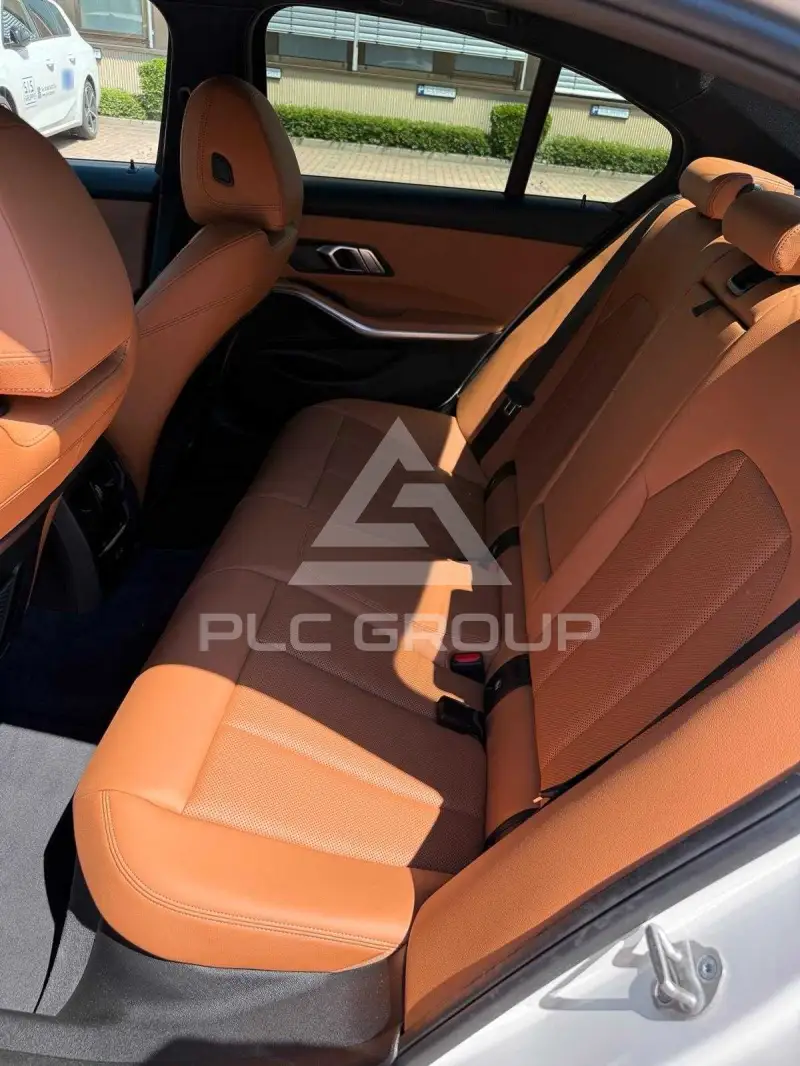 2021 BMW 330