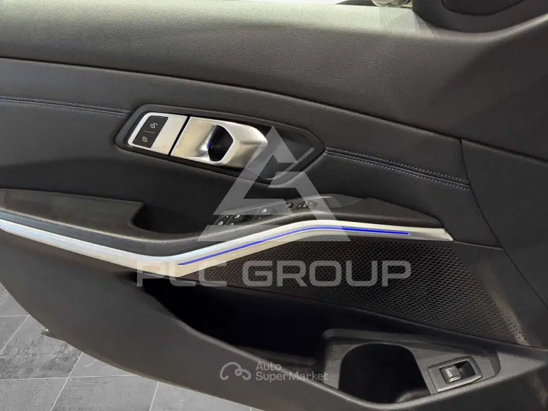 2021 BMW 330