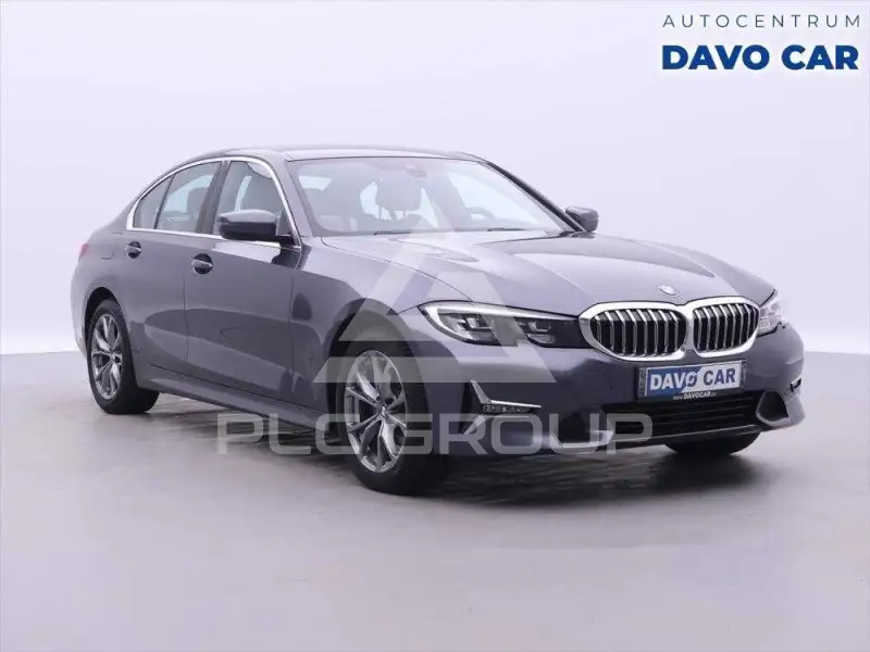 2021 BMW 330