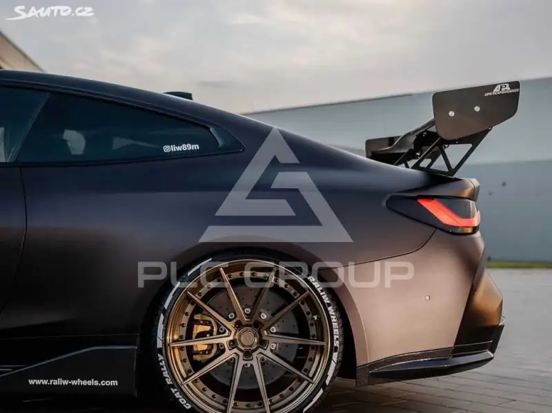 2021 BMW M4
