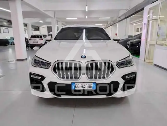 2021 BMW X6