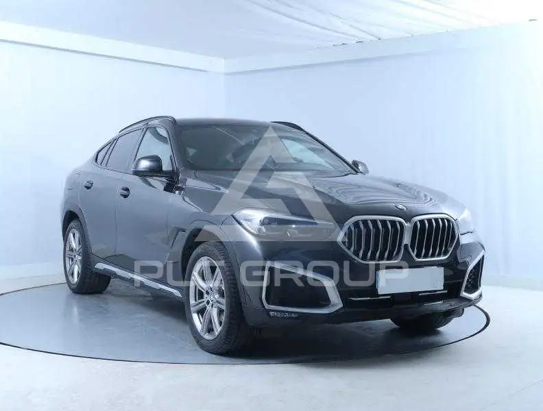 2021 BMW X6