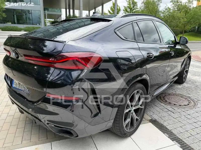 2021 BMW X6