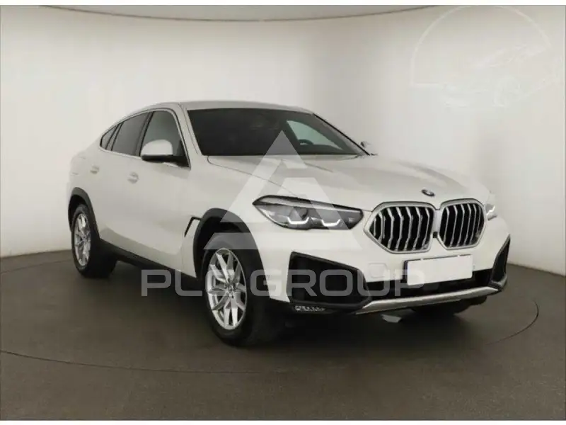 2021 BMW X6