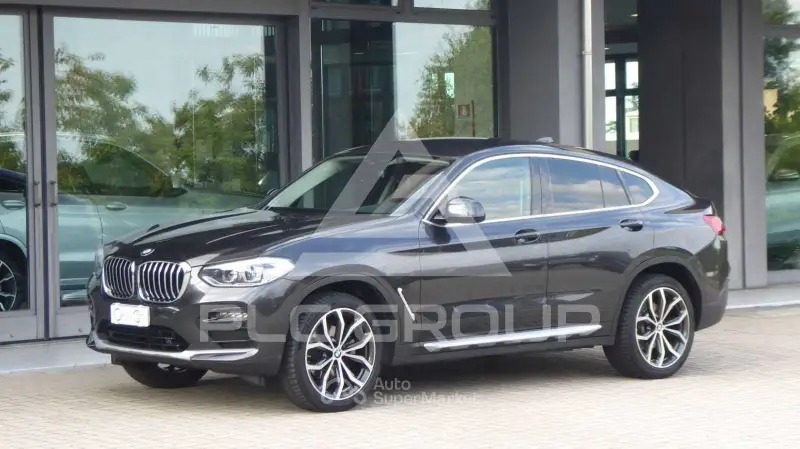 2021 BMW X4