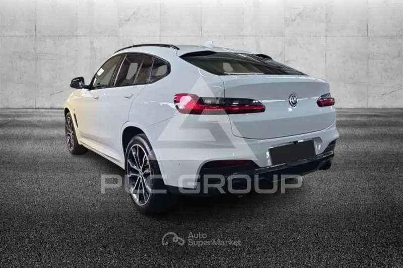 2021 BMW X4