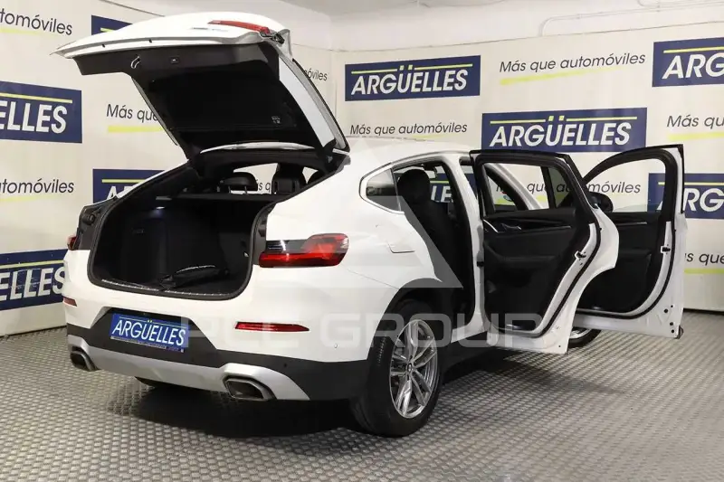 2021 BMW X4