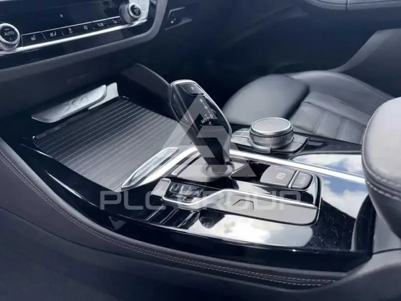 2021 BMW X4