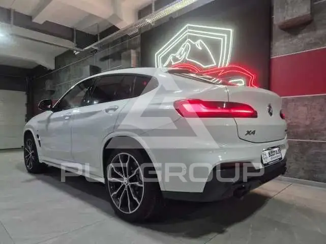 2021 BMW X4