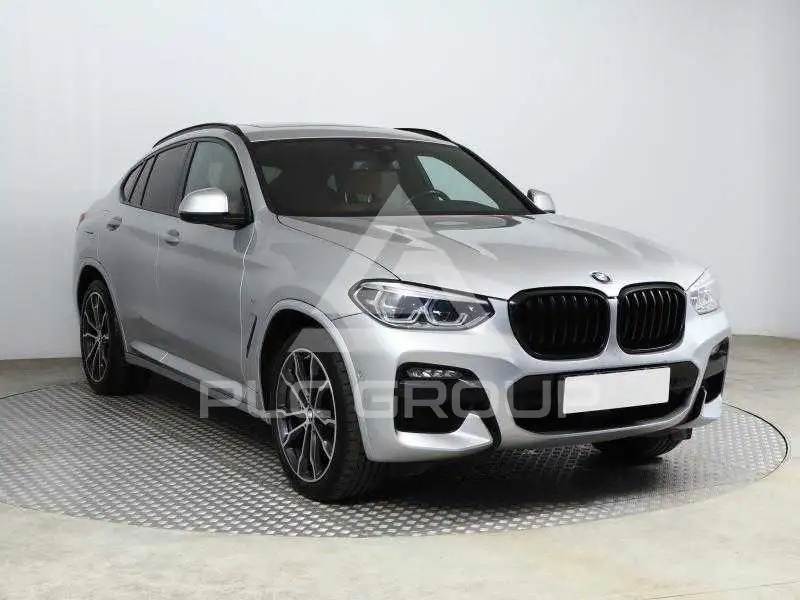2021 BMW X4