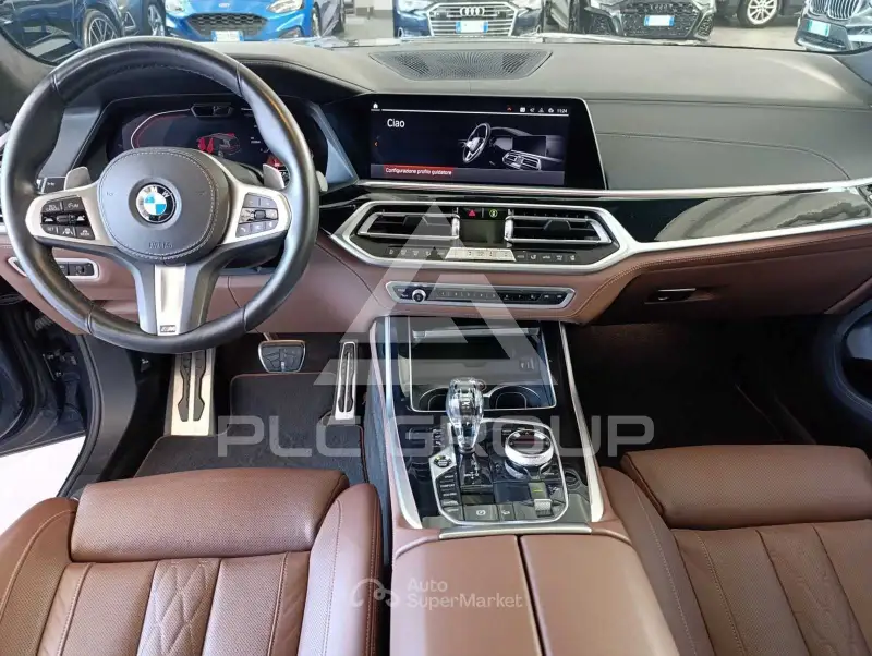 2021 BMW X7