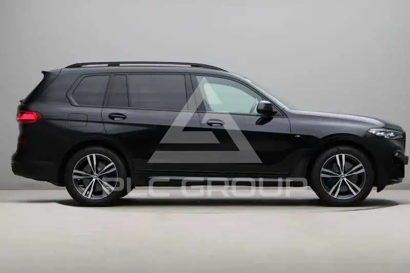 2021 BMW X7