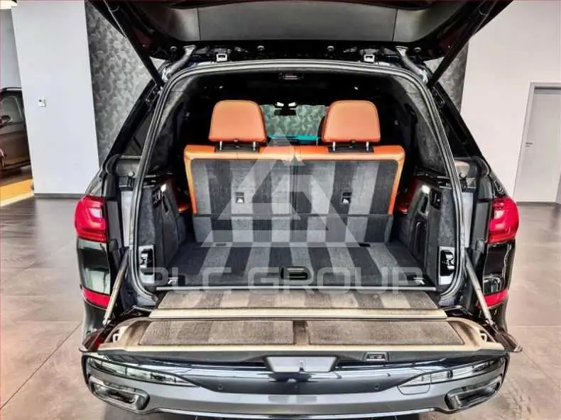 2021 BMW X7