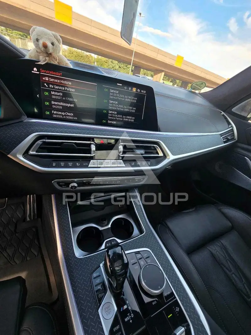 2021 BMW X7