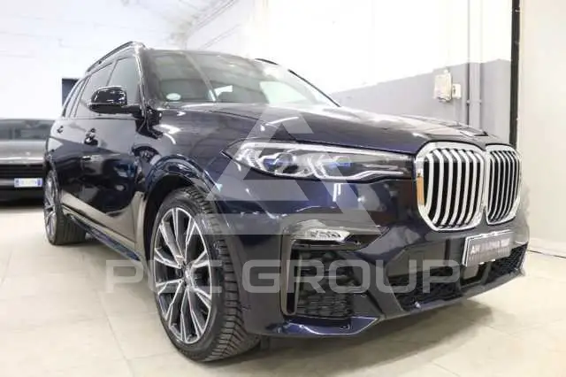 2021 BMW X7