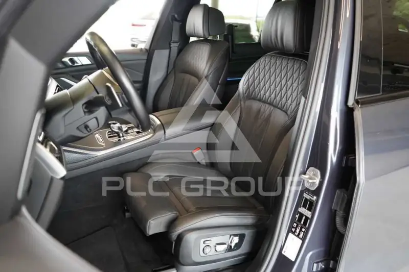 2021 BMW X7