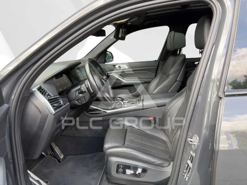 2021 BMW X7