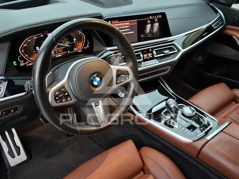2021 BMW X7