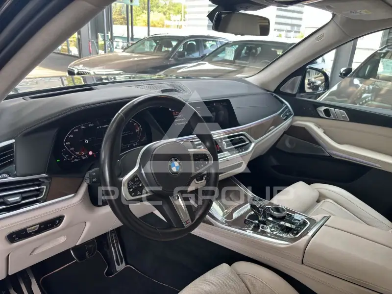 2021 BMW X7